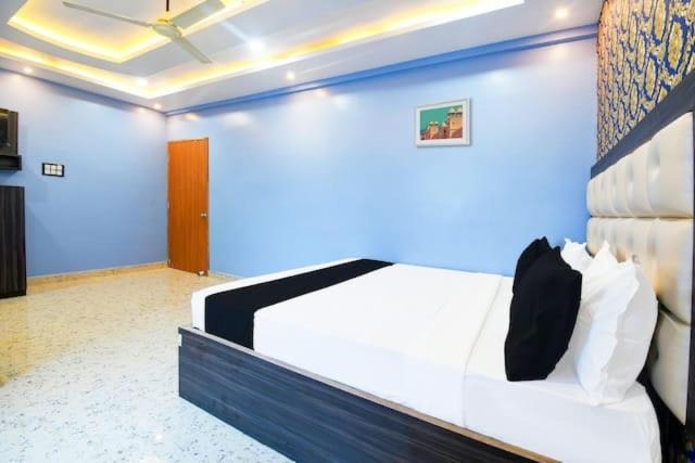 Hotel Shyam Enclave ! *